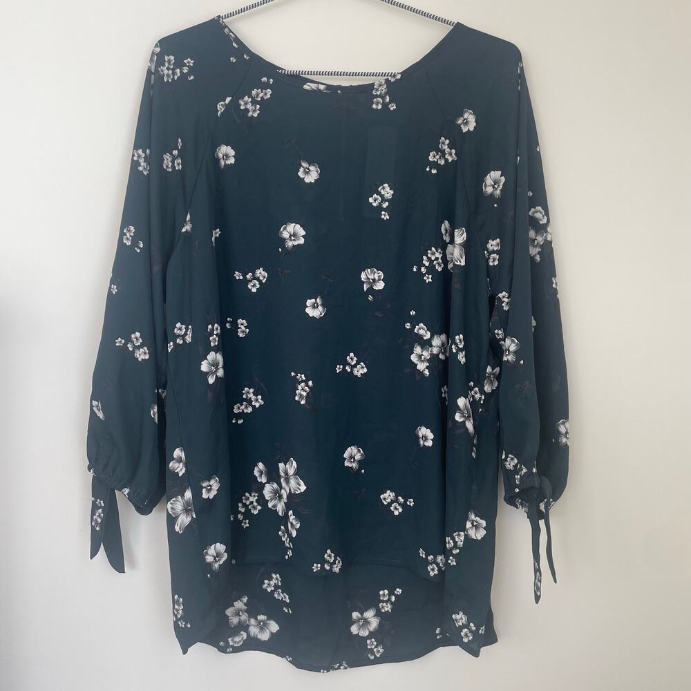 NWT Papermoon Larie tie-sleeve blouse in a dark teal with floral print Sz XL - Picture 2 of 11